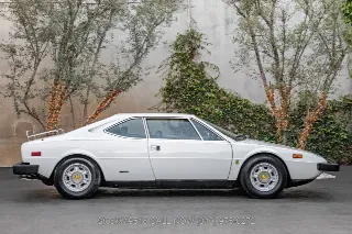 Foto 4 di 24: 1975 Ferrari Dino 308