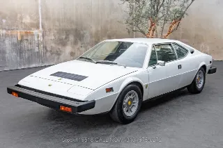 Foto 8 di 24: 1975 Ferrari Dino 308