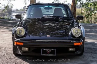 Foto 10 di 24: 1985 Porsche 911 Carrera