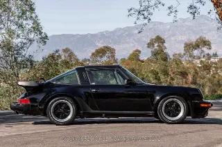 Foto 11 di 24: 1985 Porsche 911 Carrera