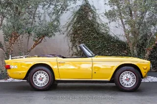 Foto 4 di 24: 1975 Triumph TR6