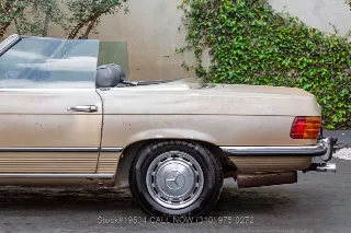 Foto 19 di 24: 1972 Mercedes Benz 450SL