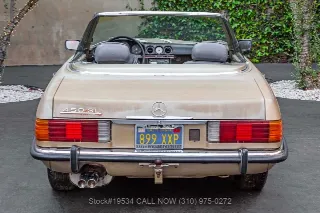 Foto 6 di 24: 1972 Mercedes Benz 450SL