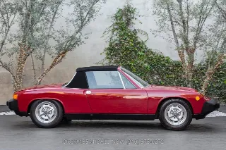 Foto 10 di 24: 1976 Porsche 914 2.0