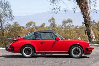 Foto 13 di 24: 1987 Porsche Carrera