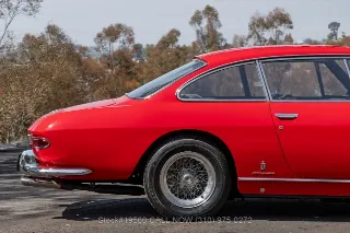 Foto 15 di 24: 1966 Ferrari 330