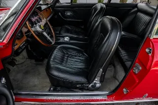 Foto 19 di 24: 1966 Ferrari 330