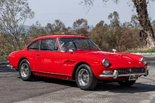 Foto 1 di 24: 1966 Ferrari 330