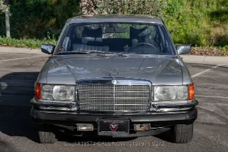 Foto 2 di 24: 1979 Mercedes Benz 450SEL