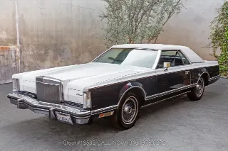 Foto 8 di 24: 1979 Lincoln Continental Mark V