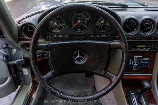 Foto 18 di 24: 1981 Mercedes Benz 380SLC