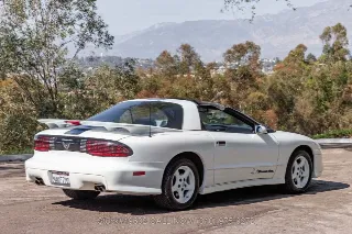 Foto 7 di 24: 1994 Pontiac Firebird