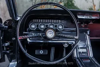 Foto 18 di 24: 1966 Ford Thunderbird