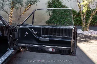 Foto 23 di 24: 1966 Ford Thunderbird