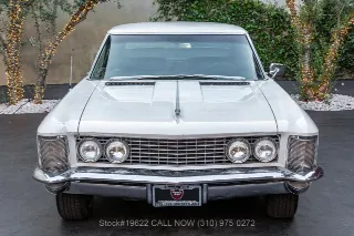 Foto 2 di 24: 1964 Buick Riviera