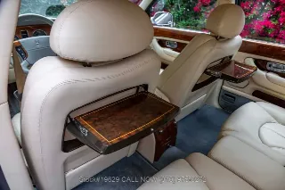 Foto 23 di 24: 1999 Rolls Royce Silver Seraph