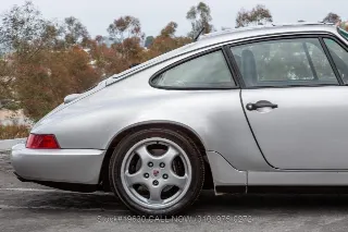 Foto 13 di 24: 1989 Porsche 964