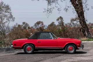 Foto 12 di 24: 1970 Mercedes Benz 280SL