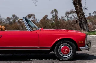 Foto 24 di 24: 1970 Mercedes Benz 280SL