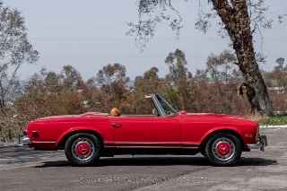 Foto 5 di 24: 1970 Mercedes Benz 280SL