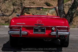 Foto 8 di 24: 1970 Mercedes Benz 280SL