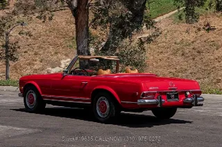 Foto 9 di 24: 1970 Mercedes Benz 280SL