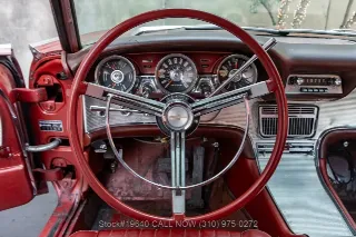 Foto 18 di 24: 1962 Ford Thunderbird