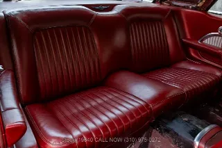 Foto 21 di 24: 1962 Ford Thunderbird