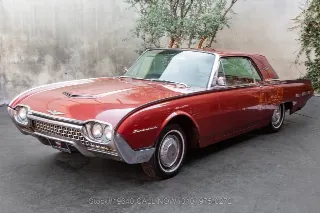 Foto 8 di 24: 1962 Ford Thunderbird