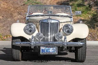 Foto 4 di 24: 1954 MG TF