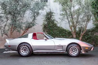 Foto 4 di 24: 1979 Chevrolet Corvette