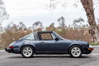 Foto 12 di 24: 1985 Porsche Carrera