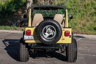 Foto 16 di 24: 1991 Jeep Wrangler 4x4
