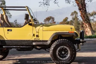 Foto 21 di 24: 1991 Jeep Wrangler 4x4