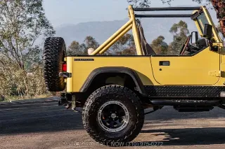 Foto 22 di 24: 1991 Jeep Wrangler 4x4