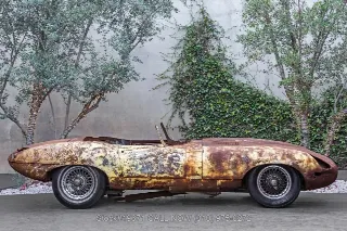 Foto 4 di 24: 1962 Jaguar XKE Series 1