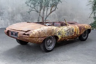 Foto 5 di 24: 1962 Jaguar XKE Series 1