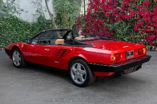 Foto 7 di 24: 1985 Ferrari Mondial