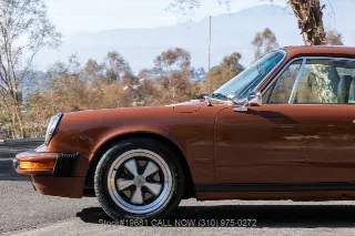 Foto 15 di 24: 1974 Porsche 911