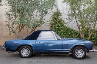 Foto 10 di 24: 1967 Mercedes Benz 250SL