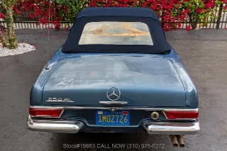 Foto 11 di 24: 1967 Mercedes Benz 250SL