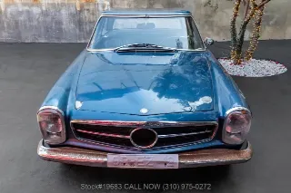 Foto 14 di 24: 1967 Mercedes Benz 250SL