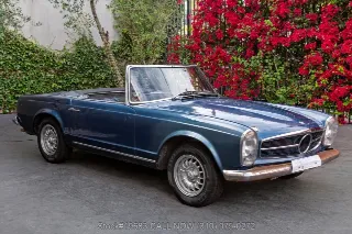 Foto 3 di 24: 1967 Mercedes Benz 250SL