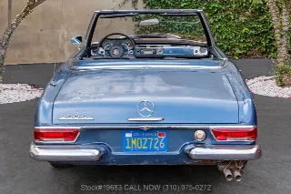 Foto 6 di 24: 1967 Mercedes Benz 250SL