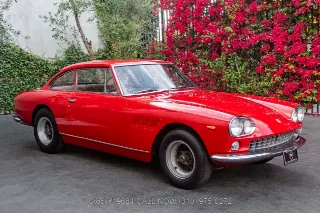 Foto 3 di 24: 1964 Ferrari 330GT