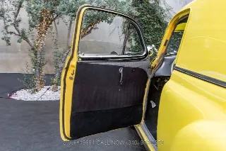 Foto 15 di 24: 1952 Chevrolet Sedan