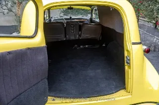 Foto 22 di 24: 1952 Chevrolet Sedan