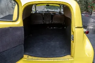 Foto 23 di 24: 1952 Chevrolet Sedan