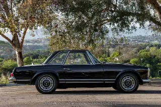 Foto 19 di 24: 1966 Mercedes Benz 230SL
