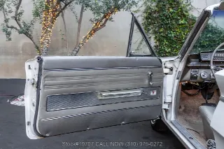 Foto 21 di 24: 1962 Oldsmobile F 85